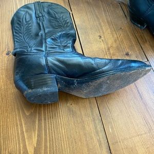 Great vintage cowboy boots